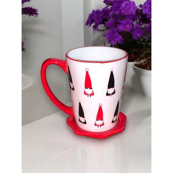 Signature Housewares Gnome Mug and matching saucer set - Picture 1 of 5